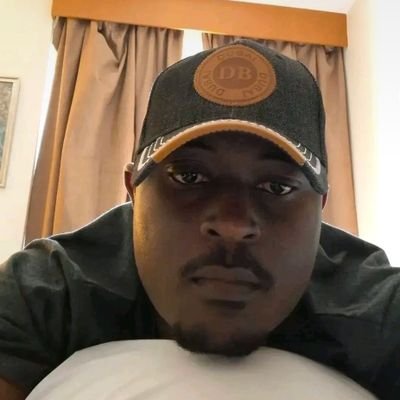 BigBenUg's profile picture. Sales expert | Journalist | Tour guide | Photographer