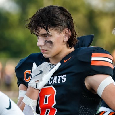 | C/O 2026 | Verona Area High school | 6,1 | 205 | Middle Linebacker | GPA 3.13 | bench-290 |squat-385 | power clean-260 | 608-617-9413 |