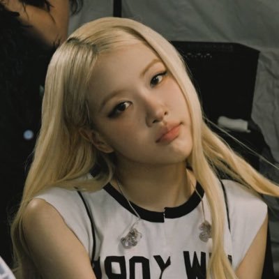 AdanCB97's profile picture. Too glam to give a damn ✨ | @BLACKPINK @FifthHarmony | @Katseyeworld 👑💗