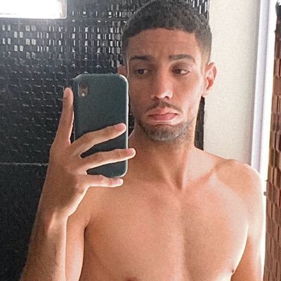 • Modelo • criador de conteudo adulto • ⚠️ Perdi minha conta com 1 milhão de seguidores ⚠️ • Assinem meu privacy 🚨