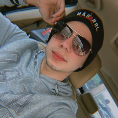 Andrew_wilz's profile picture. Life’s for the living.