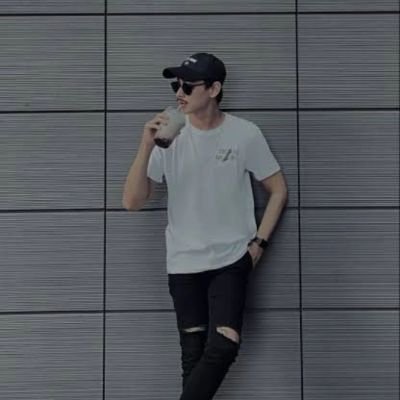 GilangP29486229's profile picture. Giving in doesn't mean you lose