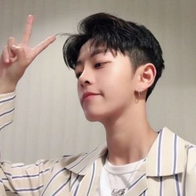 hsjkz767173's profile picture. 