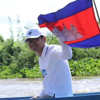 Director of the Department of Admin and Public Relations of #GDTPR #MPWT A member of Cambodia @Liverpool #Camcyber