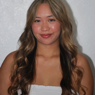 elyssapampo's profile picture. student majoring in fine arts, digital photography| photography Instagram @lyssajoyphotography