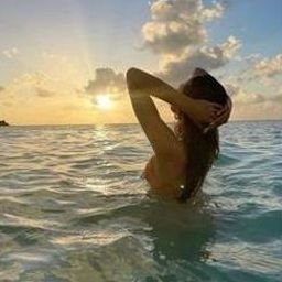 Yvoutaw975315's profile picture. 