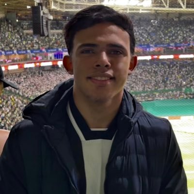 ❝ Eu te vivo e te sigo apaixonado | @brasileiraoopre