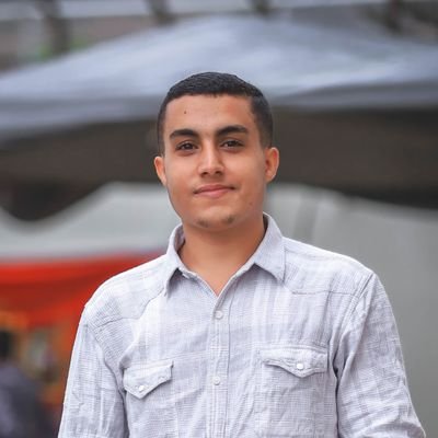 Alanees_Hamza's profile picture. ثم تجد نفسك مجهولًا في الوجهة الوحيدة التي اخترت فيها الوضوح.

عمر العمودي