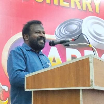 வந்தோமோ கொஞ்சம் உருட்டு கொஞ்சம் சிரிப்பு அவ்ளோதான் யாரும் என்னை நம்பாதிங்க. நானும் உங்களை நம்ப மாட்டேன்