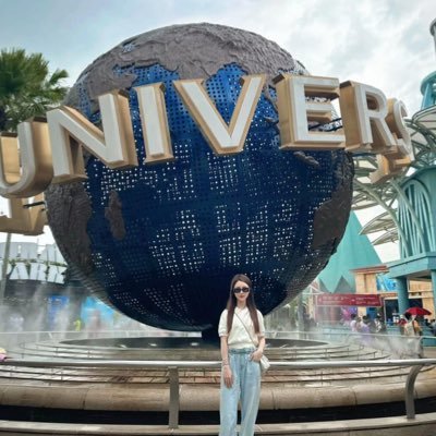 Be the best version of yourself and love the best people😌