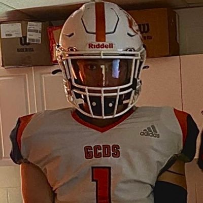 6’2” 180 WR/DE #1 | GCDS C/o ‘29 | (203) 536 5215 | 4.0 GPA | IG: tjschneiderr