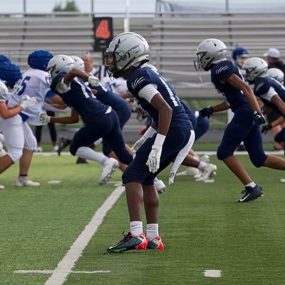Braylen Peoples STUDENT ATHLETE 3.8 GPA 📚C/O 2029 140lbs 5’10 QB|WR|DB Multi sport Braylen890@yahoo.com honor roll student, all honors classes 📖 586-241-0087