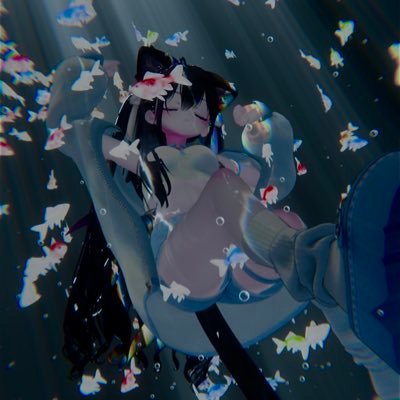 Liya_vrc's profile picture. 栗亞，是我在這的名字。還在努力找回迷失的自己，請保持禮貌，愉快玩耍。