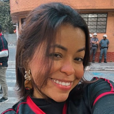 uma pernambucana apaixonada pelo Sport Club do Recife se aventurando em essepê ✈️🏡🦁