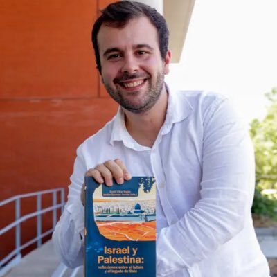 *Profesor de Estudios Hebreos UCM* #judaísmo y conflicto entre #Israel y #Palestina
*Professor of Hebrew Studies UCM* #Judaism #Israel and #Palestine conflict