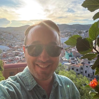 ED @EmpowerEdDC, educator, DC activist, husband, father, dancer, Philly sports. “Our lives begin to end the day we become silent about things that matter”-MLK
