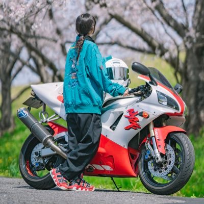 Akari_YZFR1_4XV's profile picture. 🏍️YZF-R1（4xv） 🚗JIMNY-jb23（9型）