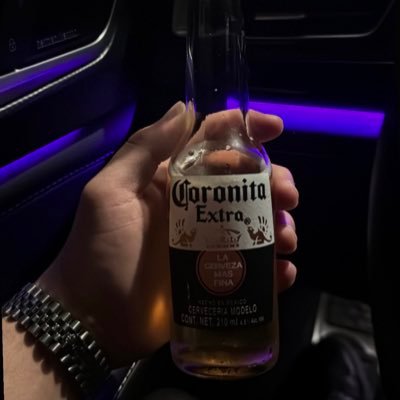 “…Tengo amigos donde quiera porque soy hombre de honor…” ♛