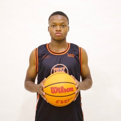 5’10 PG | 2028 | IG - gymratradd | Gateway HS | ayyoodakid@gmail.com |