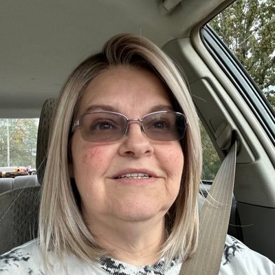 mistymims2's profile picture. 