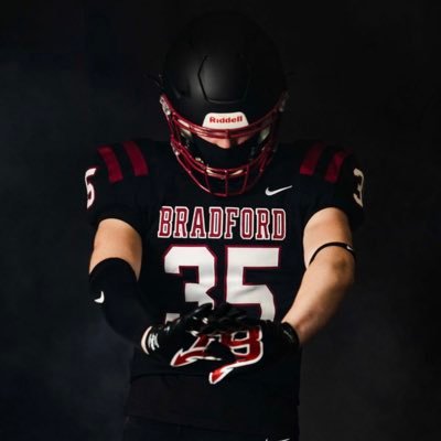 BryceIee's profile picture. 6’1 | 190 | 4.3 GPA | LB/DE | Football & Wrestling🤼‍♂️🏈 | ‘27 | B-225 S-375 D-405 Bradford High School | Student Athlete