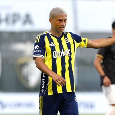 fbvekili_1907's profile picture. İyiki Fenerbahçe