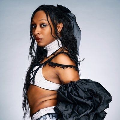 Pro Wrestler (T2T Wrestling Academy) & the Goddess Above All. Talk about it, bitch. DM or Email me @ BookNikkiWinters@gmail.com
