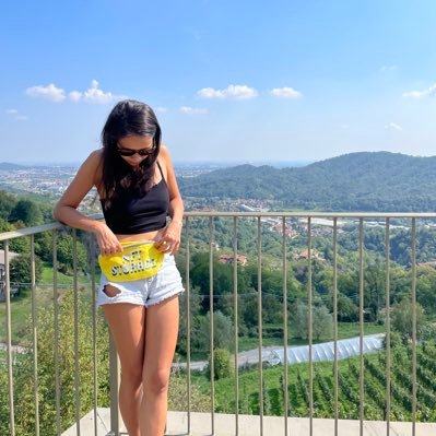 I build in crypto ✨✨