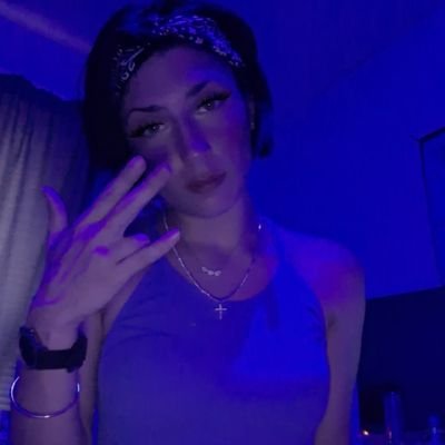 GrippyVal23's profile picture. 23