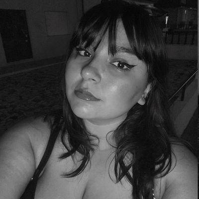 Perfect eyeliner and always arguing // também sou gira no instagram https://t.co/MwpK1VE7J8 💅🏻