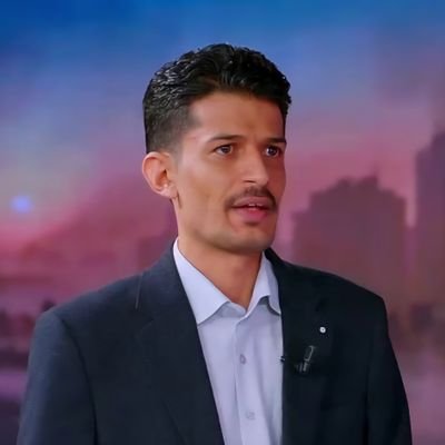 من البلد🇾 الذي يقصف تل أبيب بصواريخ فرط صوتية ويسقط طائرات mq-9 كالعصافير وبعملياته تحولت حاملة الطائرات الأمريكية إلى طائر بط 🦤.
البوصلة فلسطين #yemen