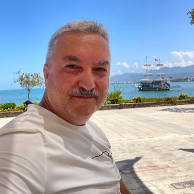 turgaynamdar's profile picture. "Size böyle nimet eden bir Zât, sizi başıboş bırakmaz ki, kabre girip kalkmamak üzere yatasınız." Sözler
