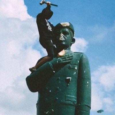 MyUserIsOscar's profile picture. En realidad soy Chandler