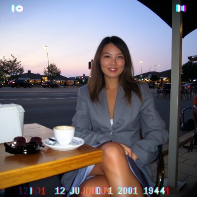 gloria_zwq's profile picture. Investing