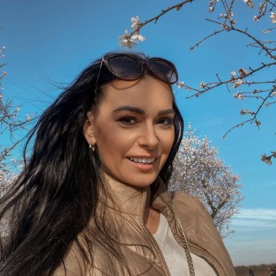 rachelleona72's profile picture. 💫 Smiles, journeys & little joys🌍