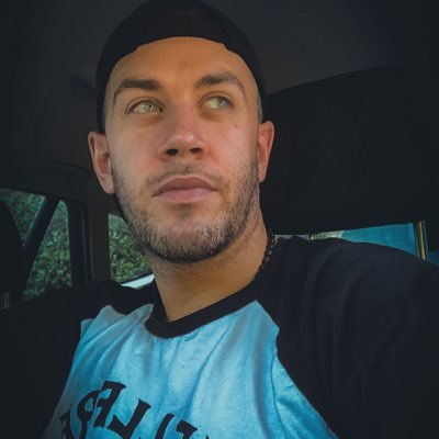 📺 • TV Host | Film Maker 🎬 | as seen on @discoveryplusuk @skytv & @primevideouk - @_myhaunted