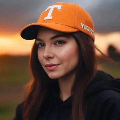 Unapologetically white, conservative, and woman. Just keep on moving if that bothers you. Here for politics and memes.