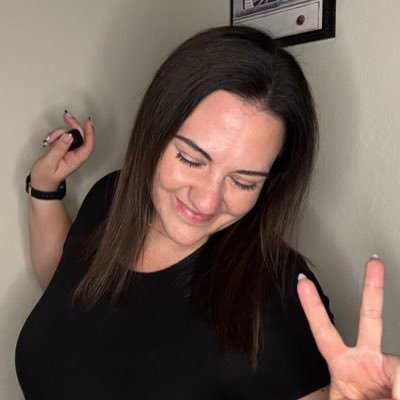Sr. Communications Specialist | Former TV news producer | Proud Yinzer of Pittsburgh | SVU & Suits fanatic | PA-MO-OK-FL | Opinions are my own