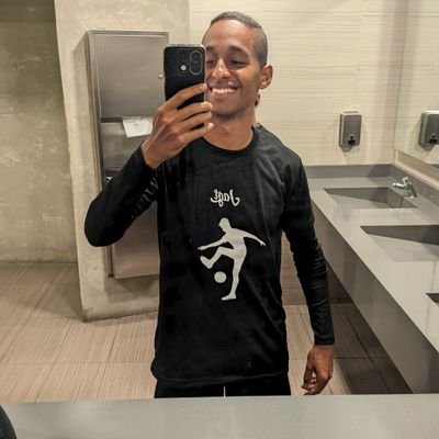 Freestyler⚽,del 96, un saludo desde el norte del sur🇻🇪, disciplina y trabajo en silencio
@trucosconbalon mi segunda casa