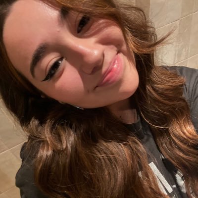 elenasxez's profile picture. lights camera bitch smile ! ☆