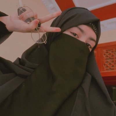 AngelaNoug89475's profile picture. 
