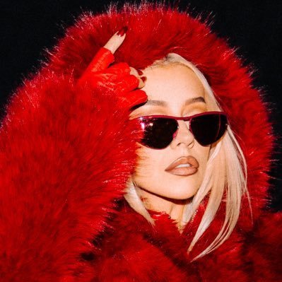 taiscm's profile picture. cultura pop • @ecbahia