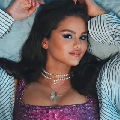 Fan account, not impersonating anyone or affiliated to any celebrity.