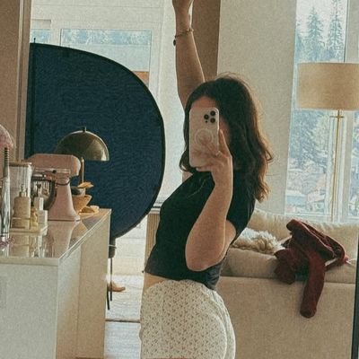 sahturnxx's profile picture. 