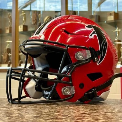 PASSION LOOKS LIKE AGGRESSION TO THE UNMOTIVATED. 🏈 Proud husband, dad and Head football coach of the Aplington-Parkersburg Falcons. BE THE CHANGE!!