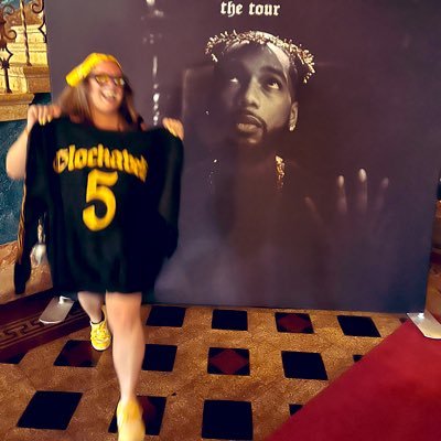 31. Eras Nash + Nola N3 🫶🏼 HGS tour x2 + Hottieween 2024🦋 keep goin’ up the ladder, they mad make em madder. 💛