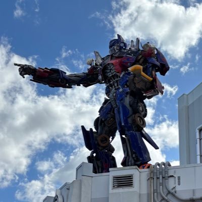 therealdiran18's profile picture. 