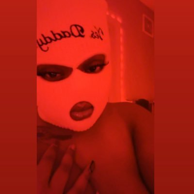 🇯🇲🇵🇷|Taken| The one you'll Crave | Adult content creator. Watch. Enjoy. NSFW Sensual energy + raw confidence. 18+ only. DMs open for collabs. |FEMALES ONLY|
