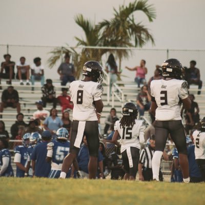 6’2|175|3.2 gpa| QB x @evergladeshighfb| Hylandabraham08@gmail.com| C’O 2027|