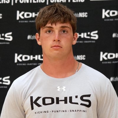 Ringgold Highschool (GA) | LS/LB | Kohls 4⭐️ (.68)| C/O ‘27 | 5’10 190 | 4.7 40 | GPA 3.6 | GOD #1 | #29 |Contact # 423-486-3330 | wilson.j.davis0408@gmail.com|